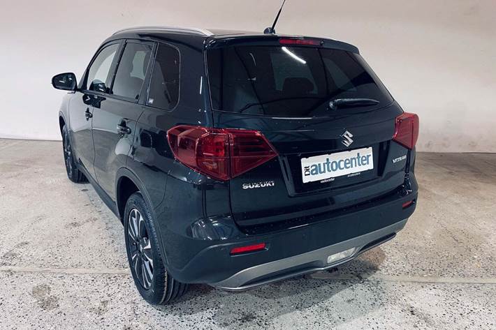 Sort Suzuki Vitara fra 2020