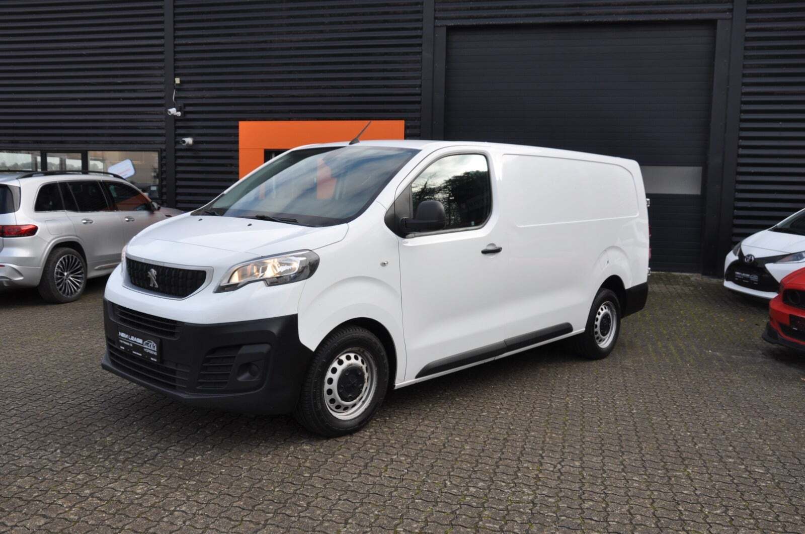 Peugeot Expert 2,0 BlueHDi 122 L3 Plus Van