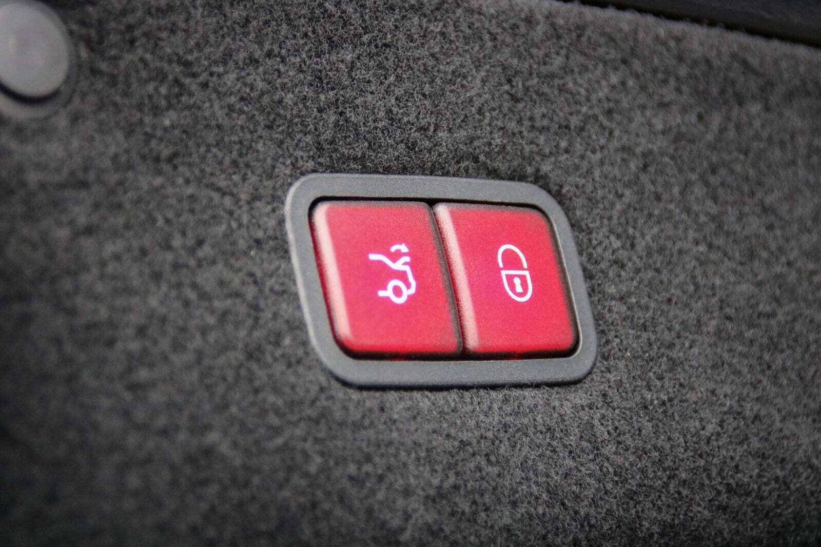 Sort Mercedes S500 fra 2016