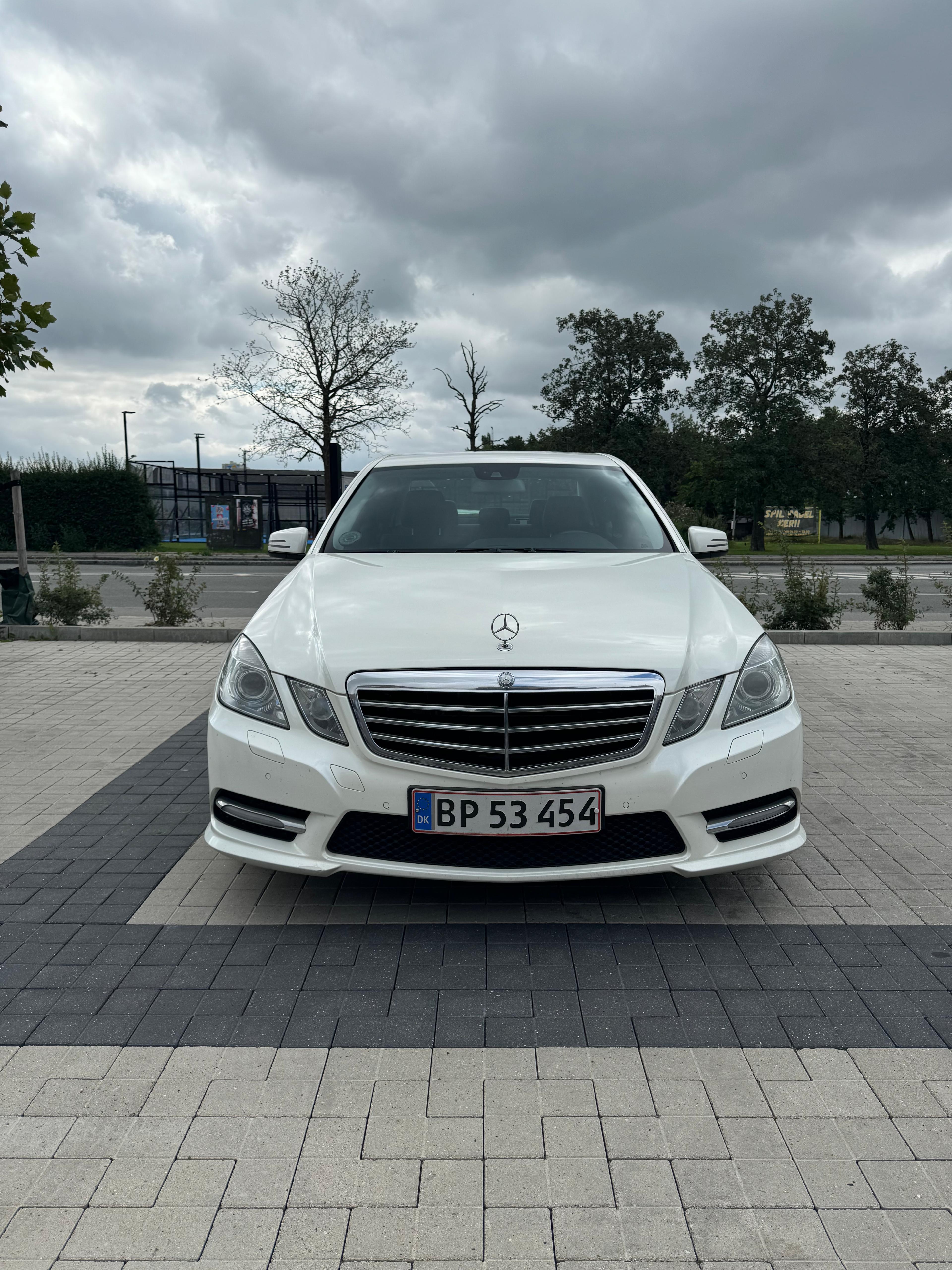 Mercedes E-Klasse 3,0 350 CDI BlueEFFICIENCY Sedan 7G-TRONIC PLUS