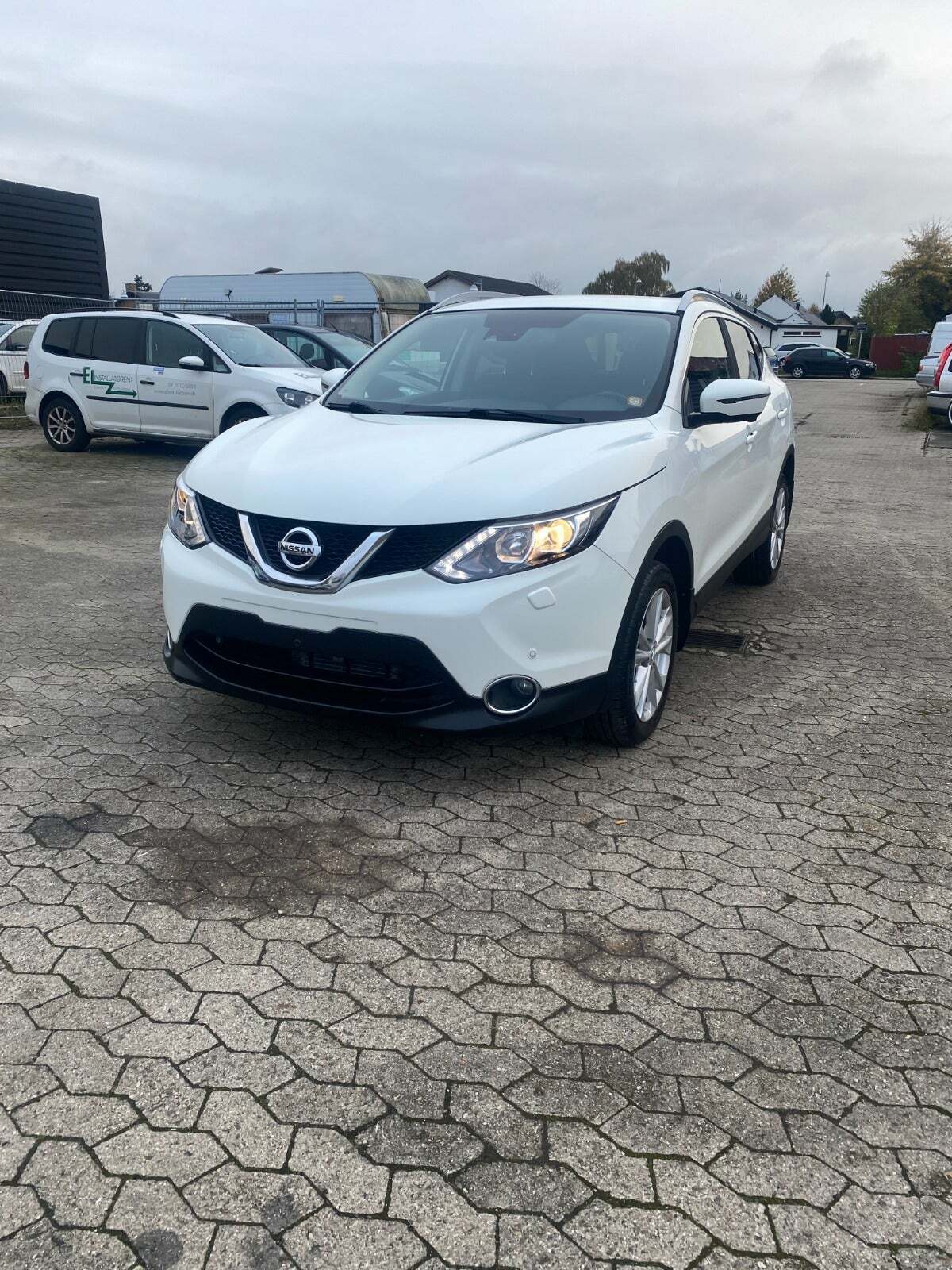 undefined Nissan Qashqai fra 2016