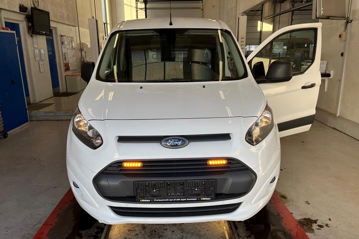 Hvid Ford Transit Connect fra 2017