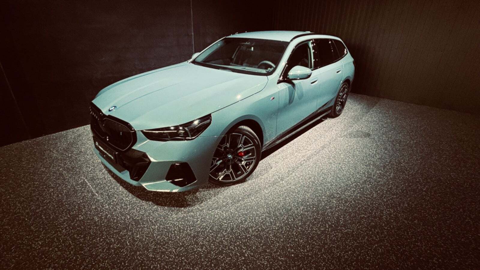 BMW i5
