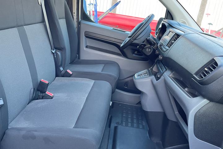 Grå Toyota Proace Electric fra 2022