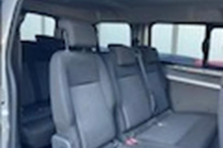 Grå Toyota Proace Electric fra 2022
