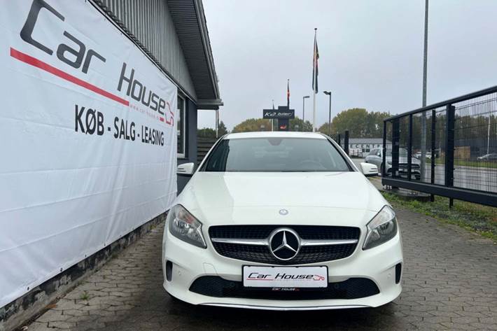 undefined Mercedes A180 d fra 2016