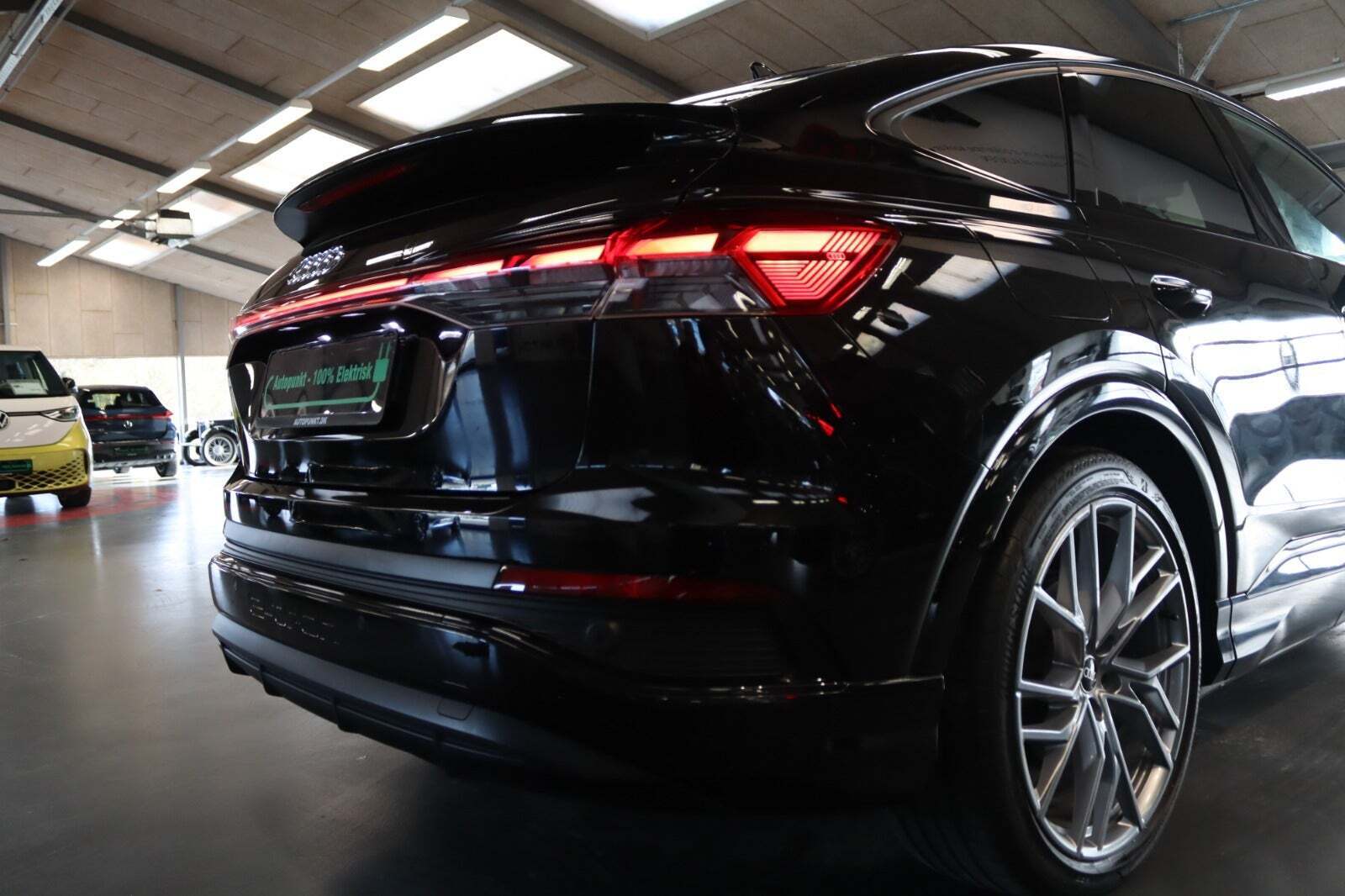 Sort Audi Q4 e-tron fra 2022