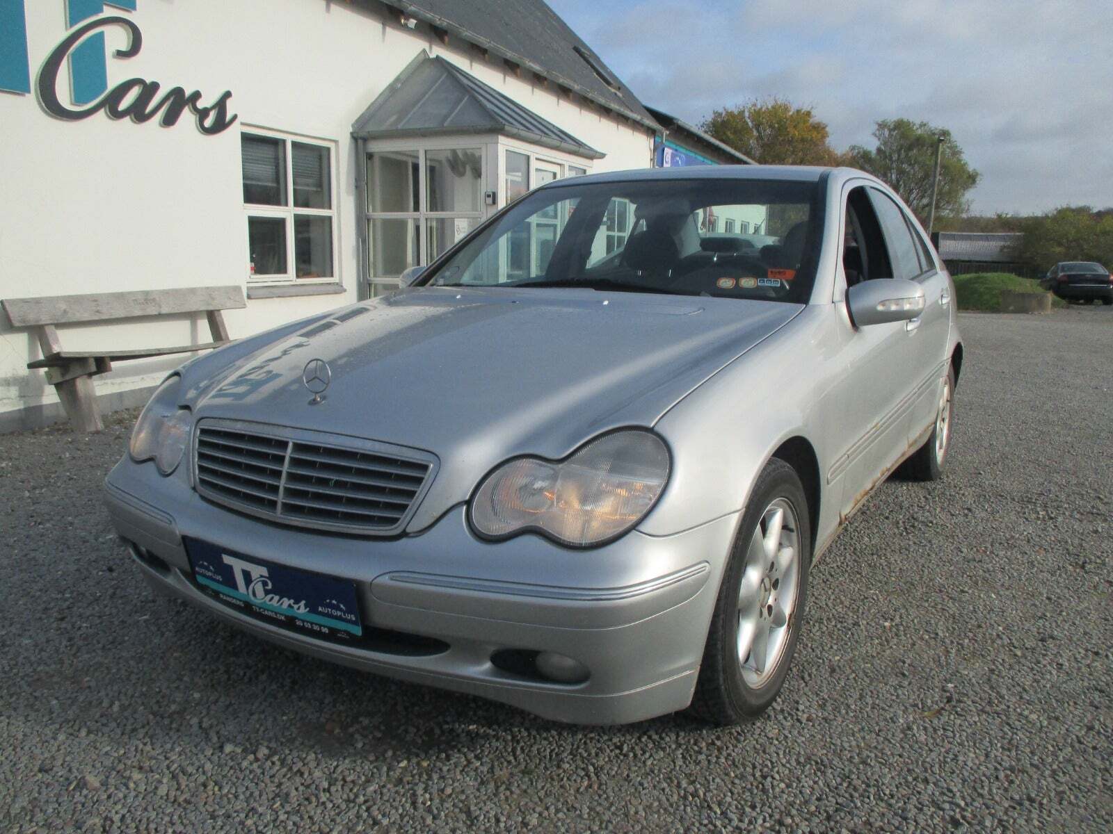 Mercedes C180