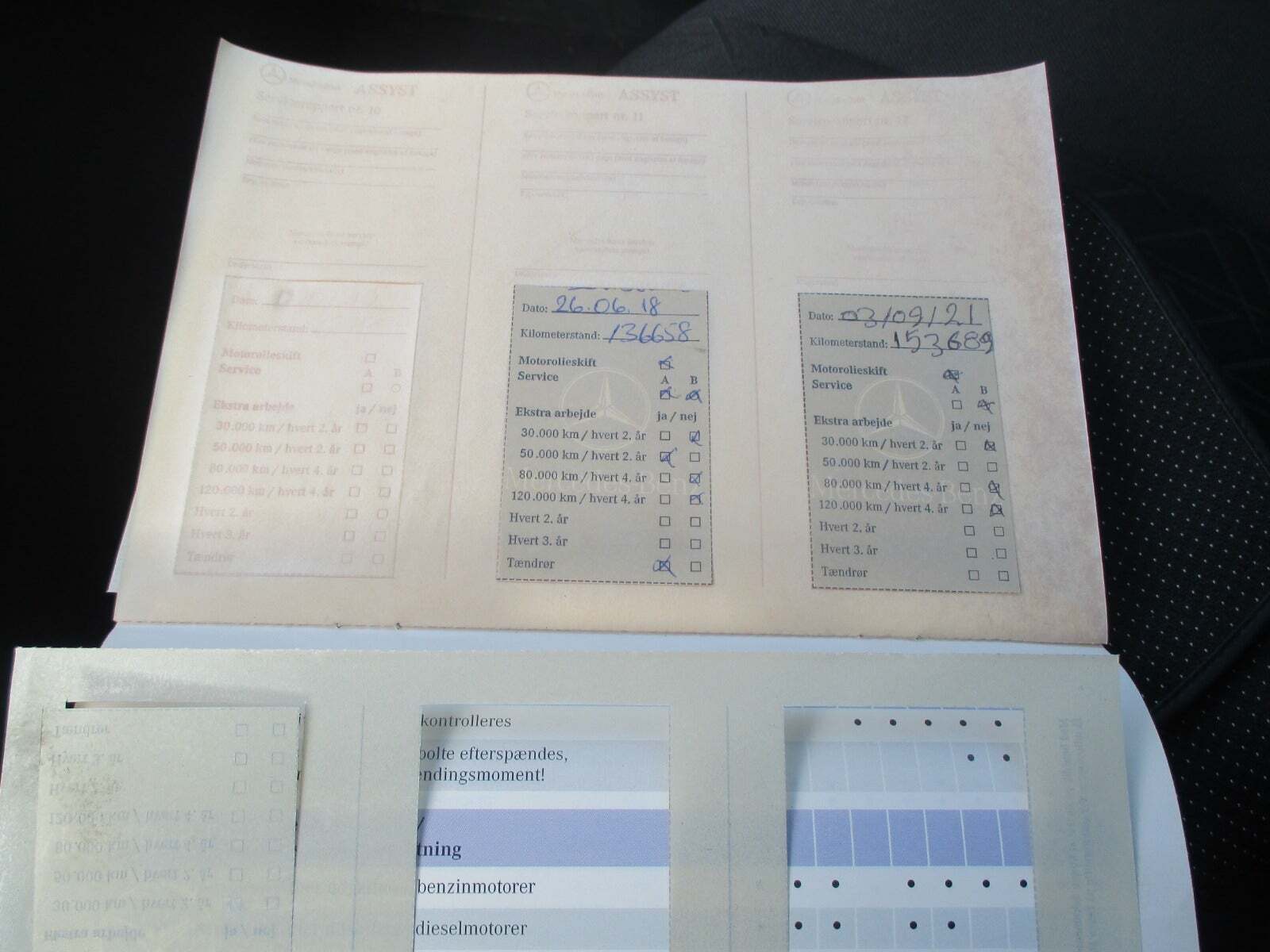 Sølv Mercedes C180 fra 2002