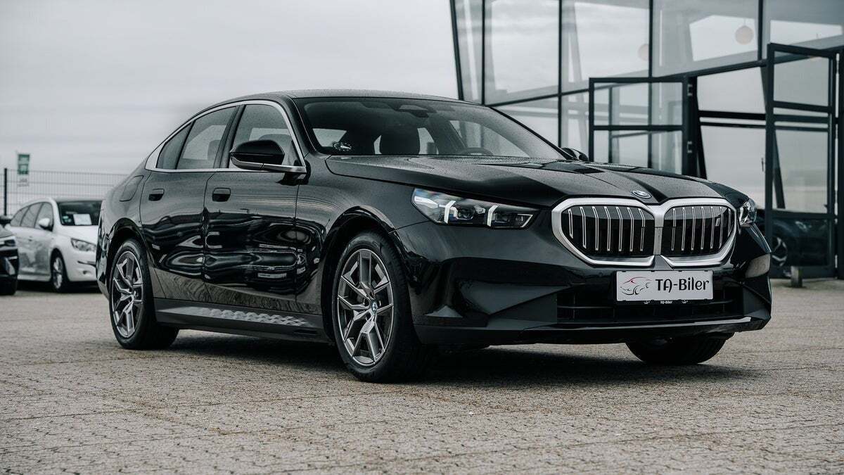 BMW i5