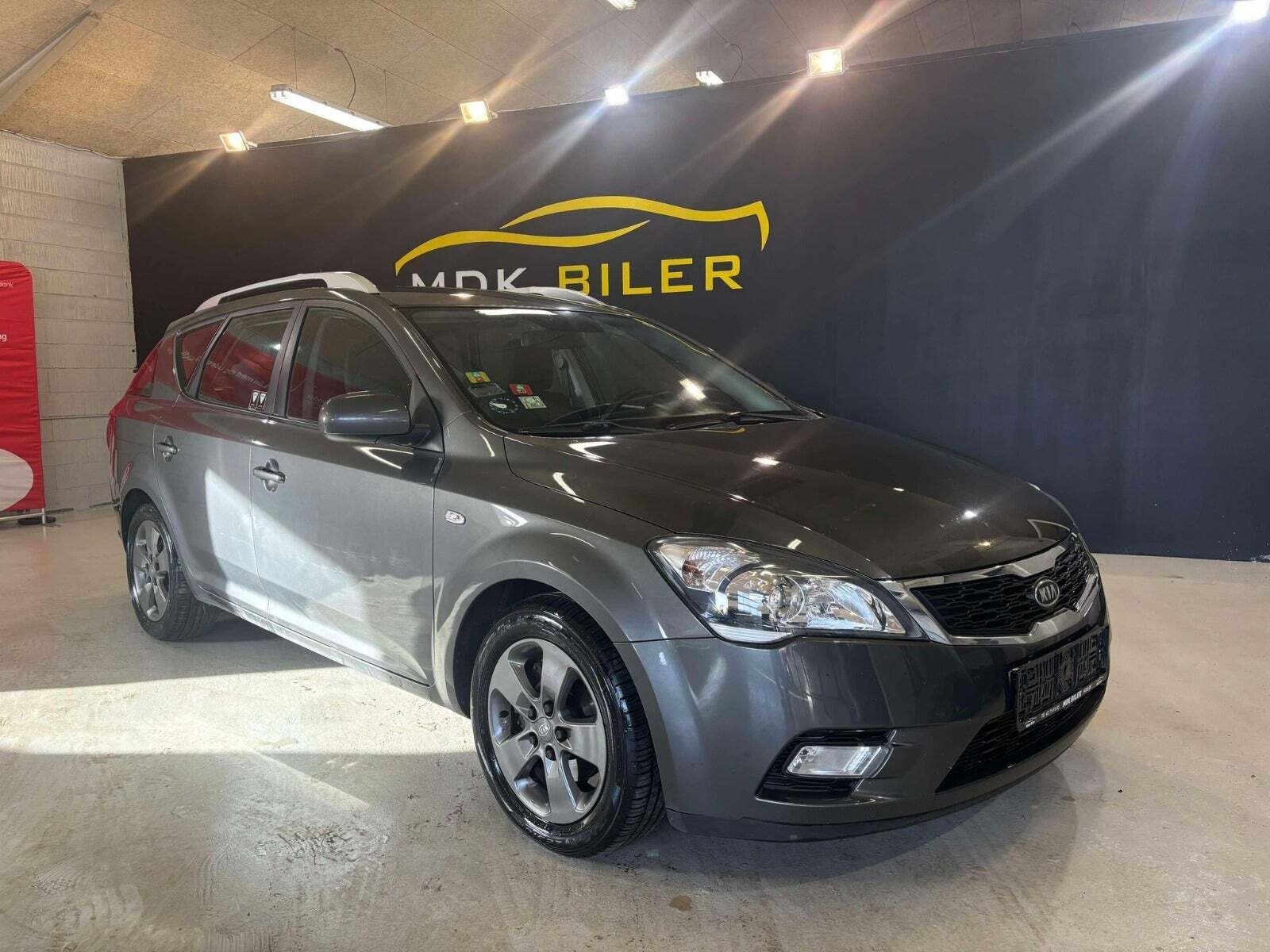 undefined Kia Ceed fra 2010 set udefra