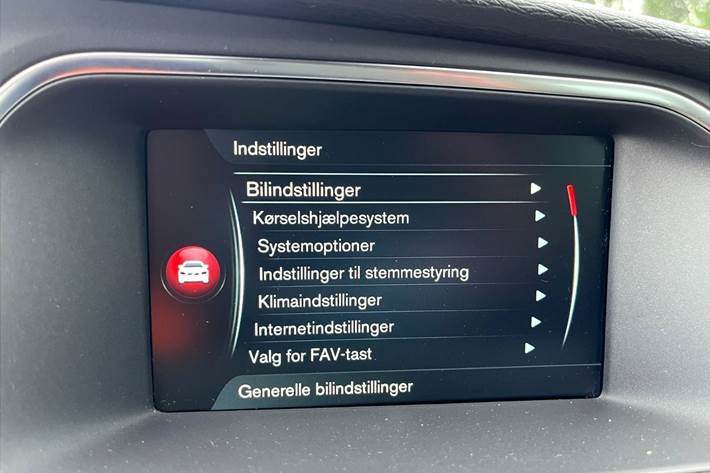 Sort Volvo V40 fra 2016