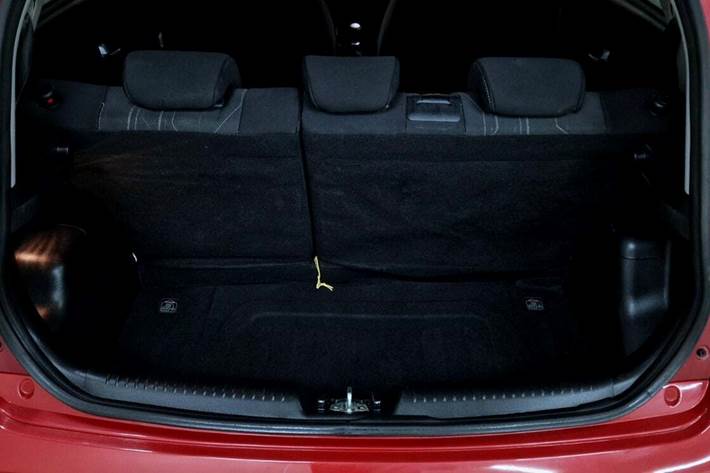 Rød Kia Picanto fra 2016