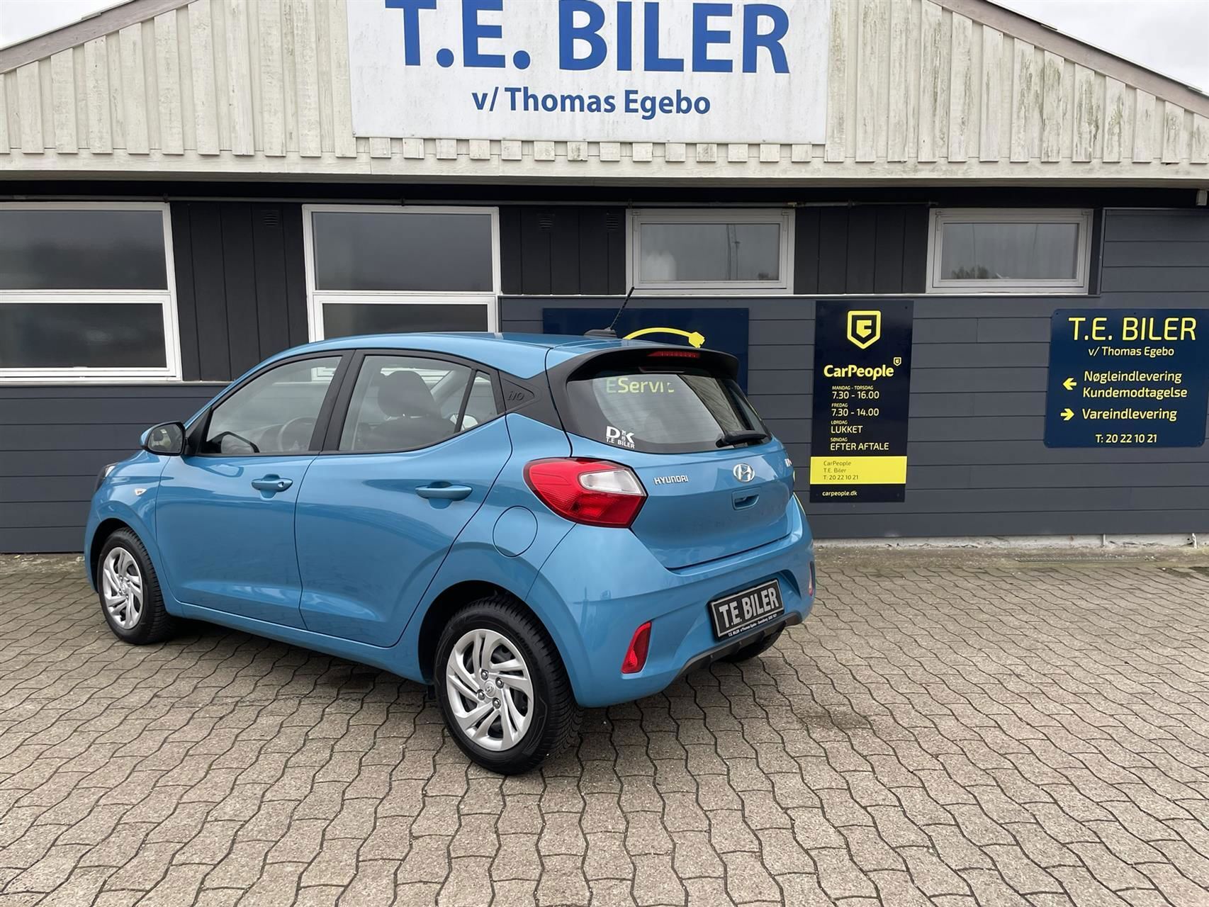 Blå Hyundai i10 fra 2020