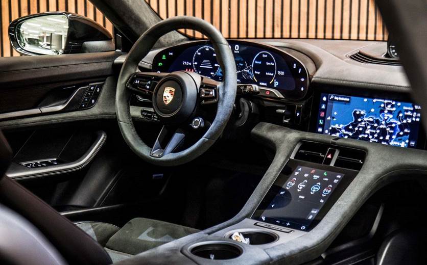 Porsche Taycan GTS