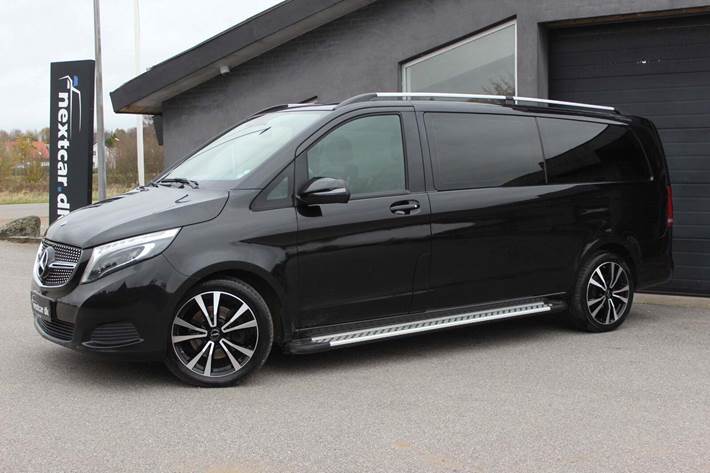 Sort Mercedes V250 d fra 2018