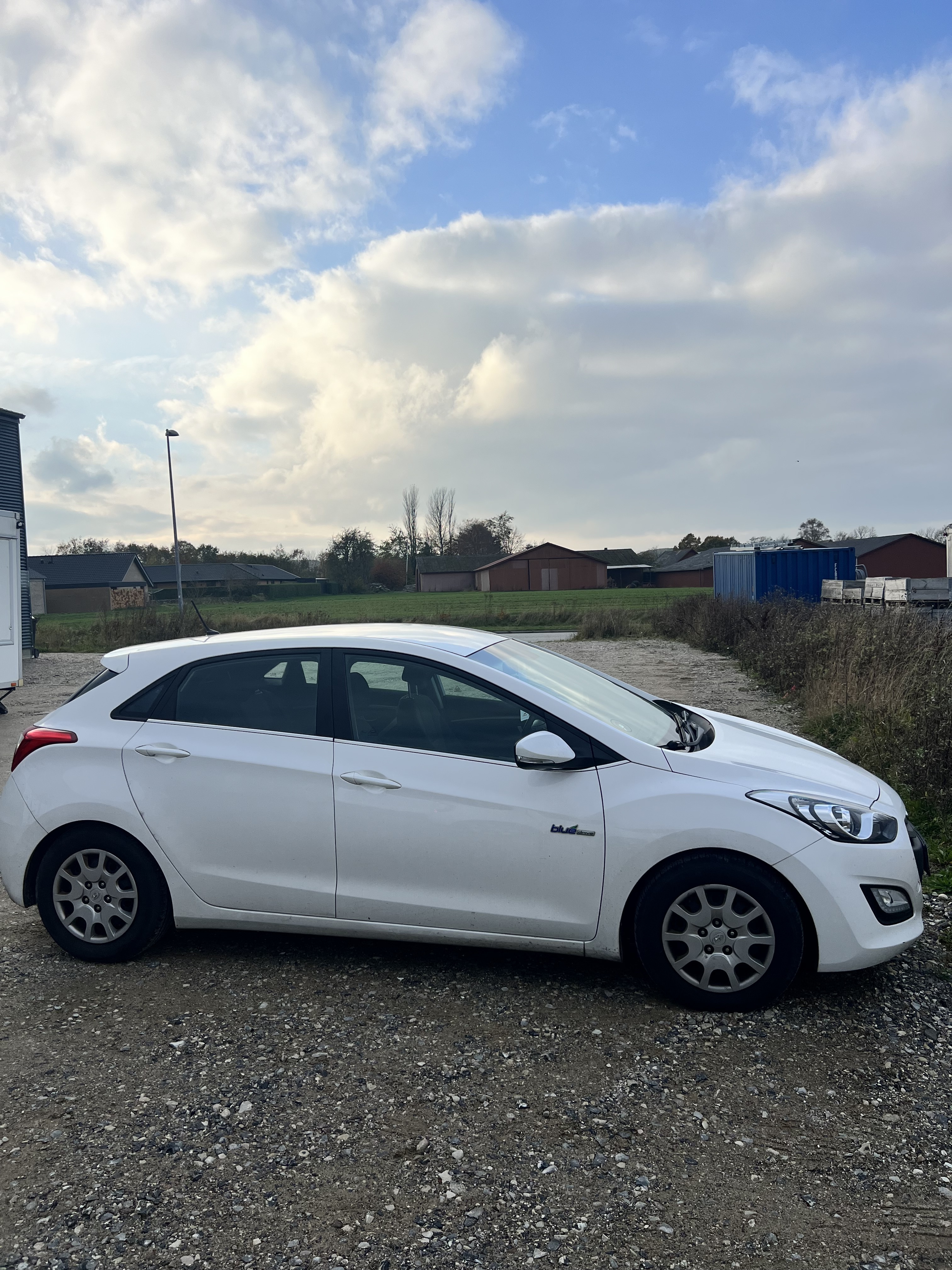 Hvid Hyundai i30 fra 2012