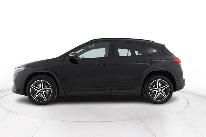 Sort Mercedes EQA250 fra 2023