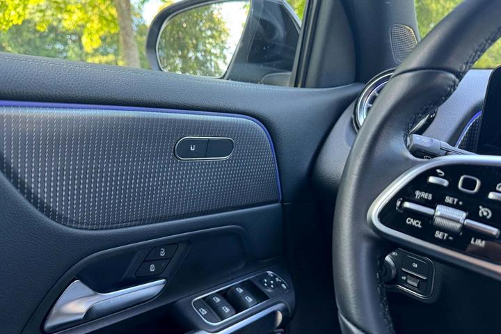 undefined Mercedes EQB250 fra 2024