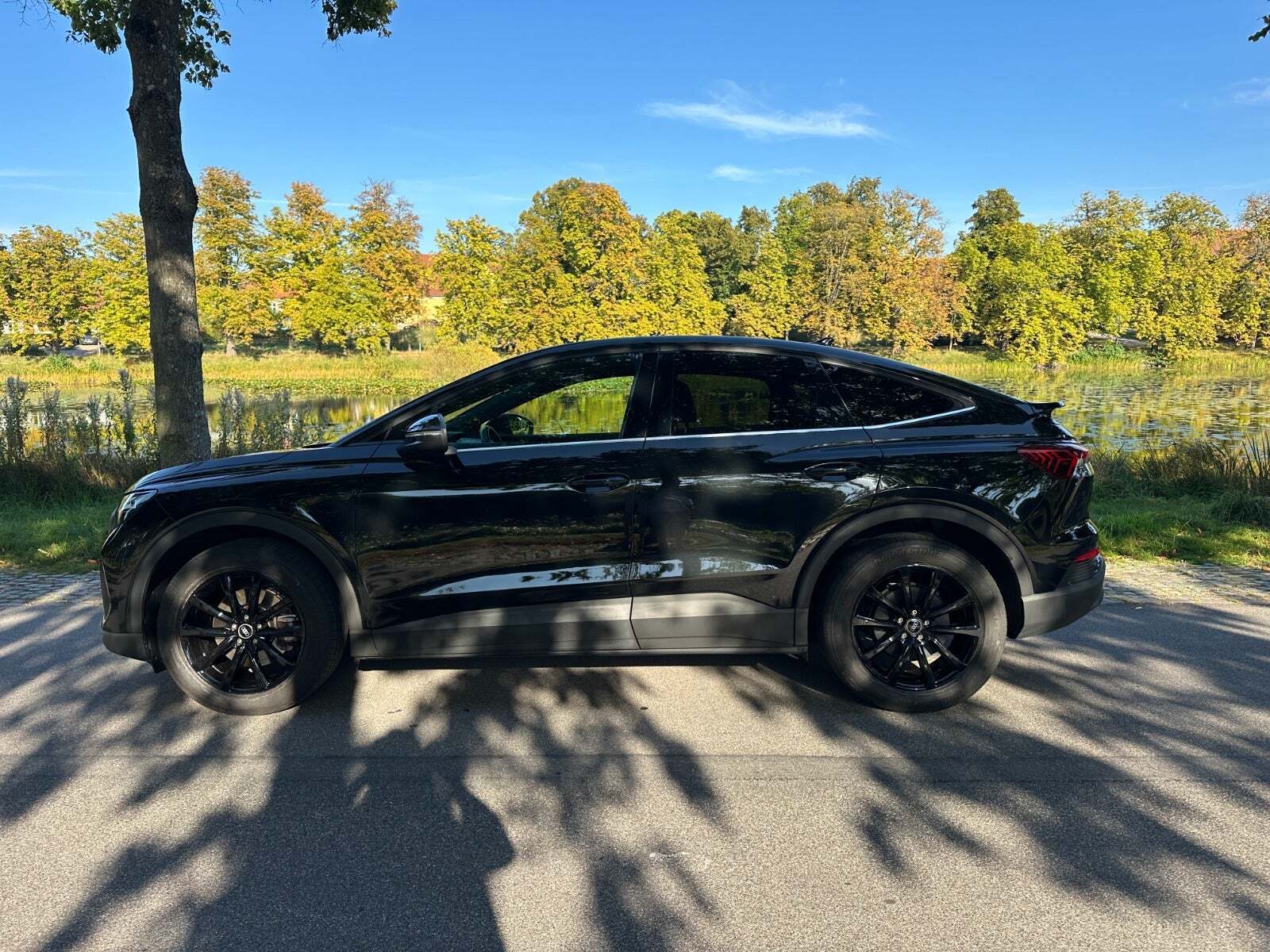 undefined Audi Q4 e-tron fra 2022