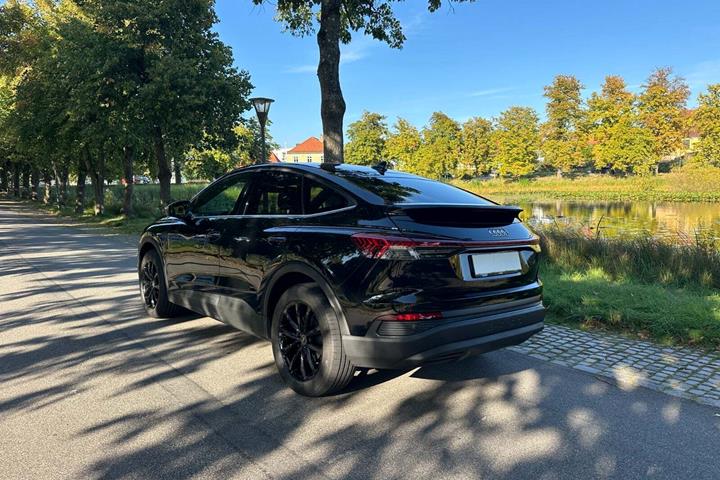 undefined Audi Q4 e-tron fra 2022
