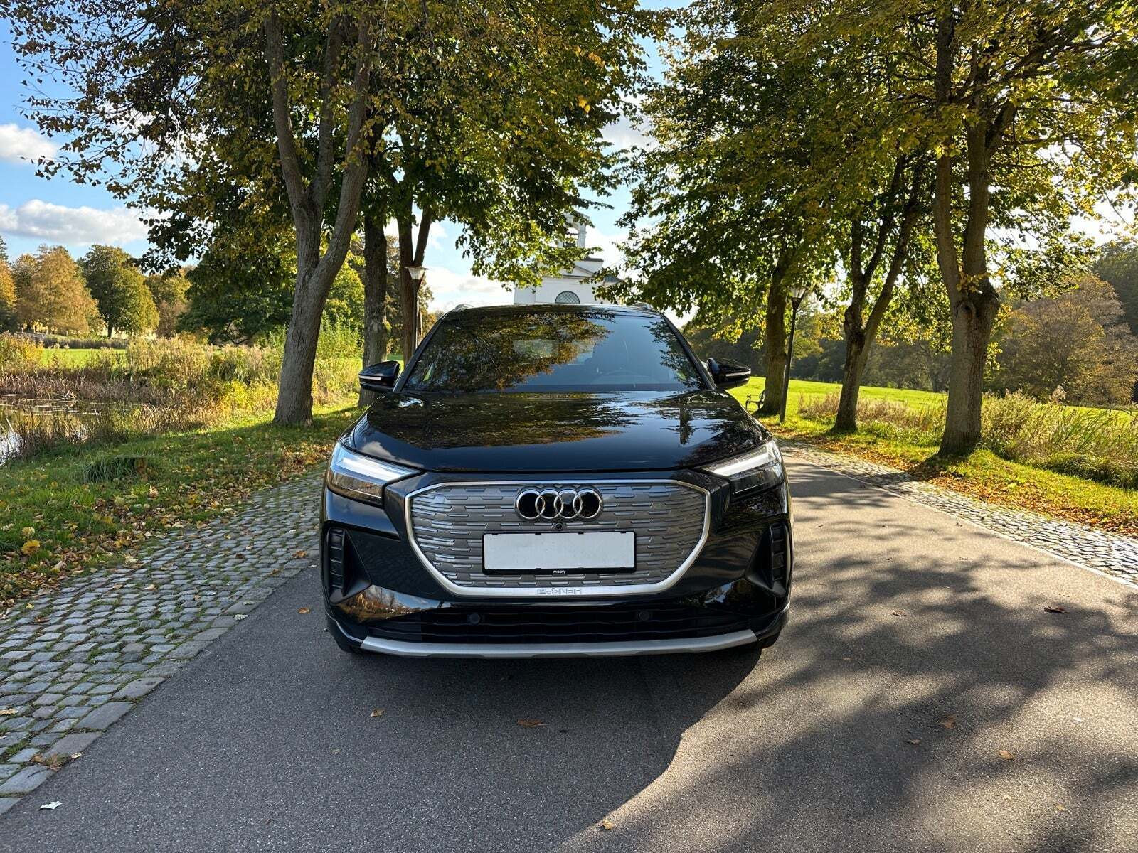 Sort Audi Q4 e-tron fra 2022
