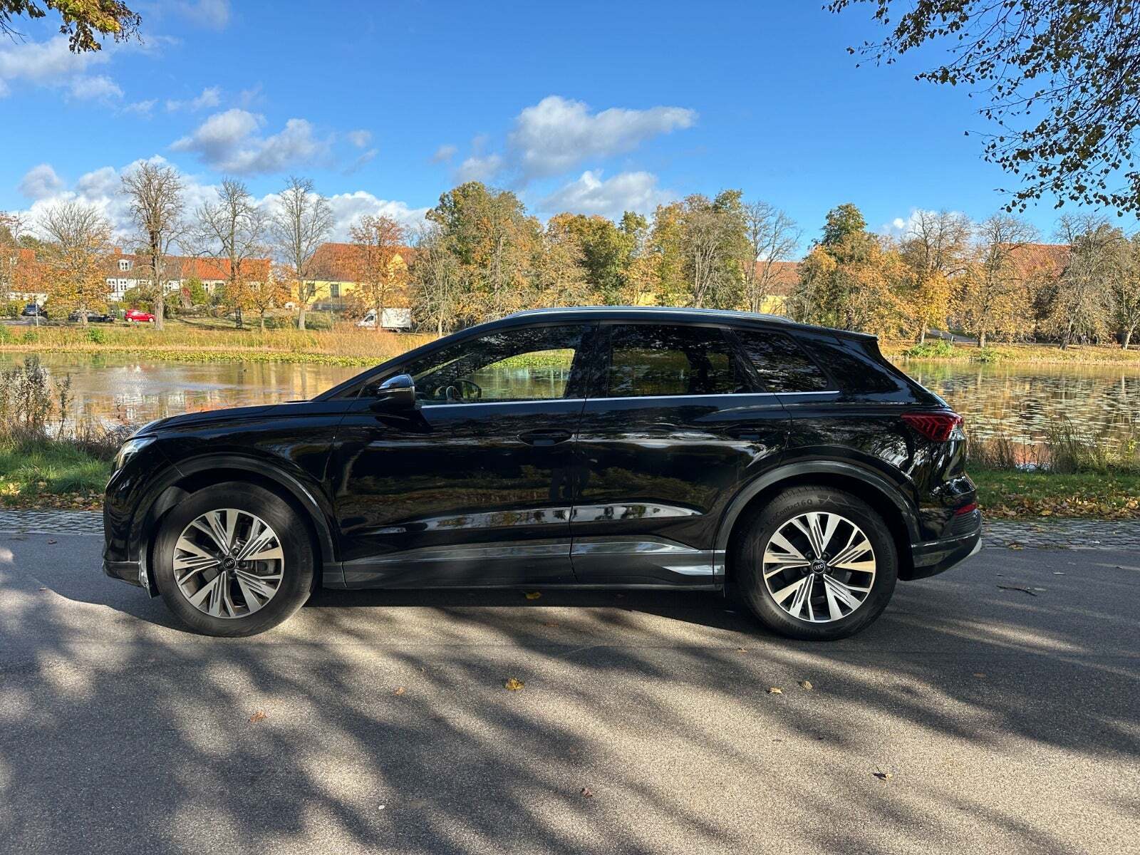 Sort Audi Q4 e-tron fra 2022