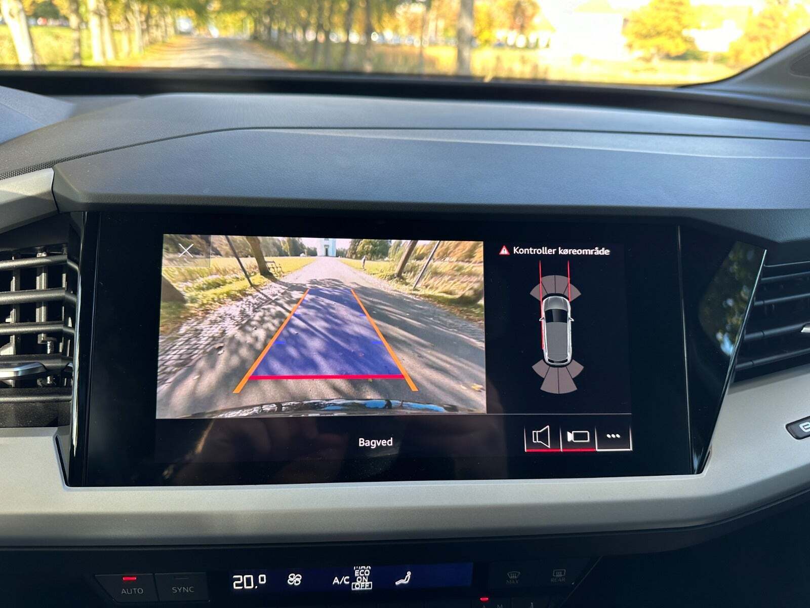 Sort Audi Q4 e-tron fra 2022