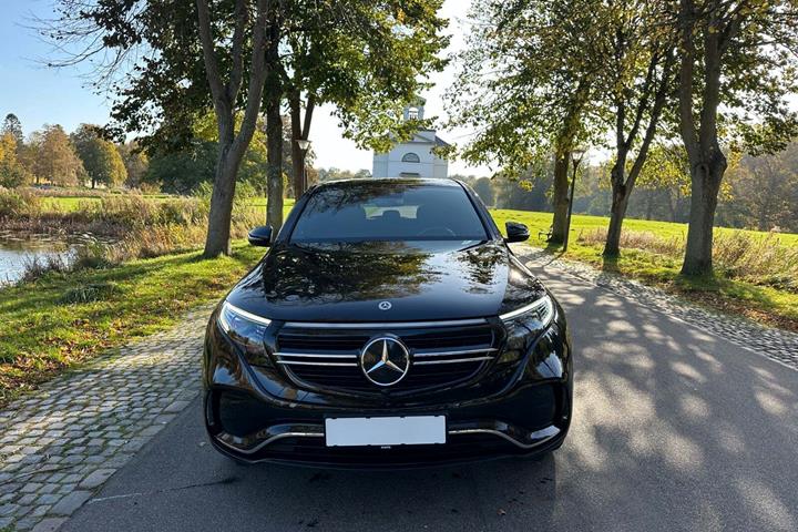 Sort Mercedes EQC400 fra 2021