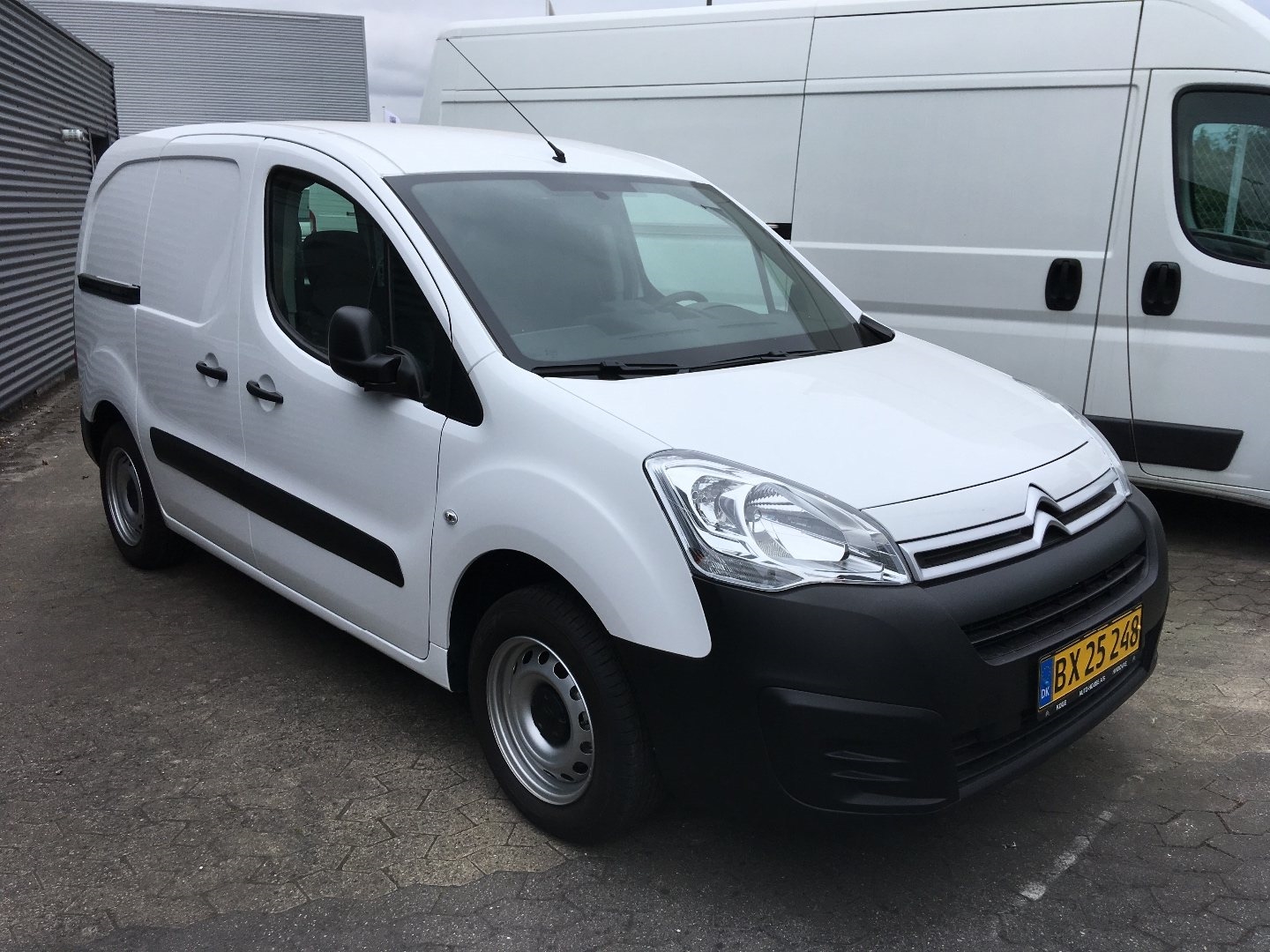 Guide til Citroen Berlingo BlueHDi 130 Stop&Start Shine (Årgang 09/2018 - 08/2019)