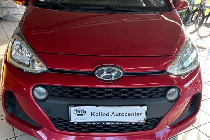 Rød Hyundai i10 fra 2018