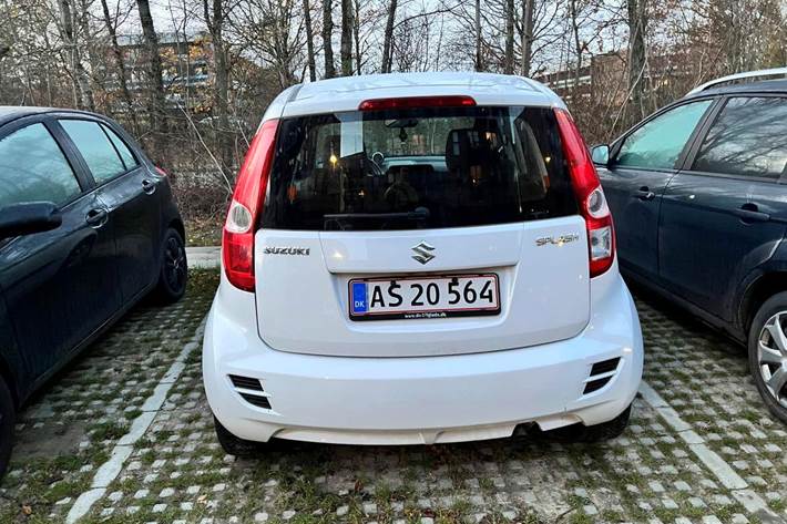 Hvid Suzuki Splash fra 2012