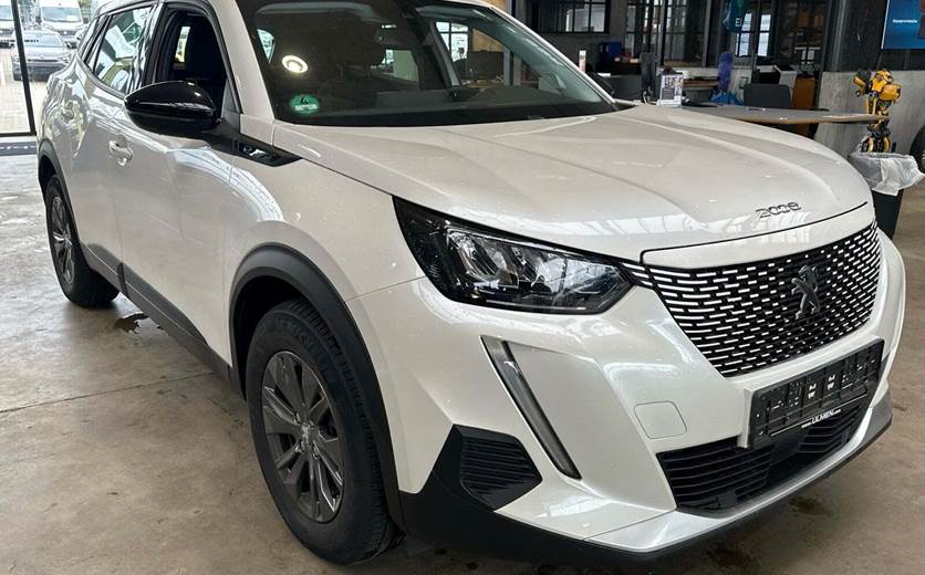 Peugeot e-2008