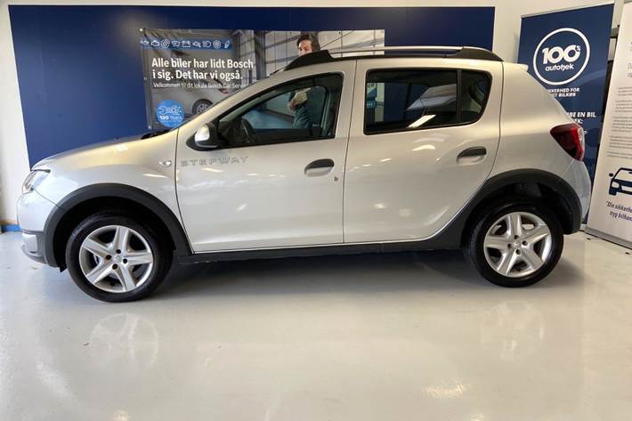 undefined Dacia Sandero Stepway fra 2015