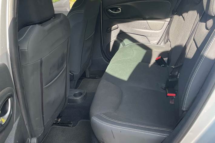 Sølv Renault Ny Clio fra 2018