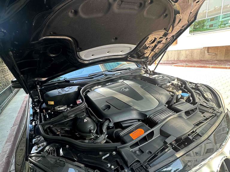 Mercedes E350 3,0 AMG LINE