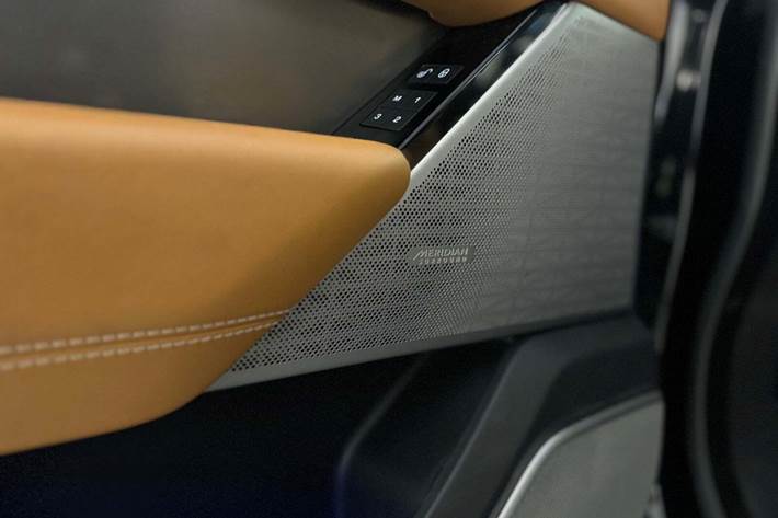 Sort Land Rover Range Rover Velar fra 2018