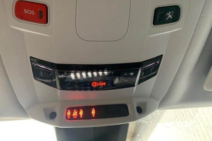 Grå Peugeot 508 fra 2020