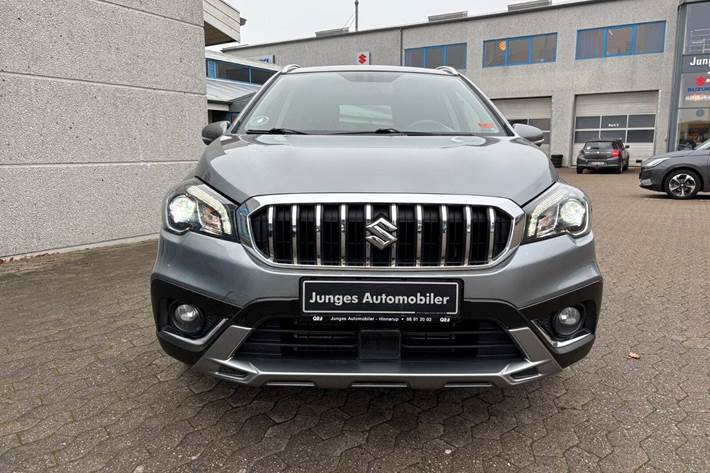 Grå Suzuki S-Cross fra 2017