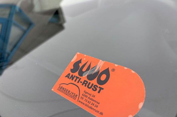 Grå Suzuki S-Cross fra 2017