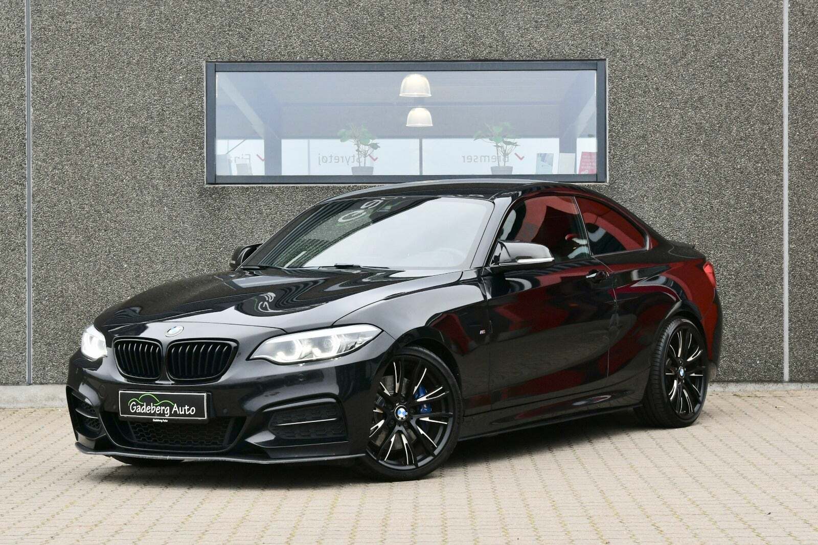 BMW M240i