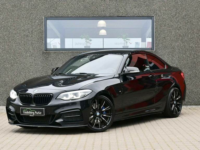 BMW M240i