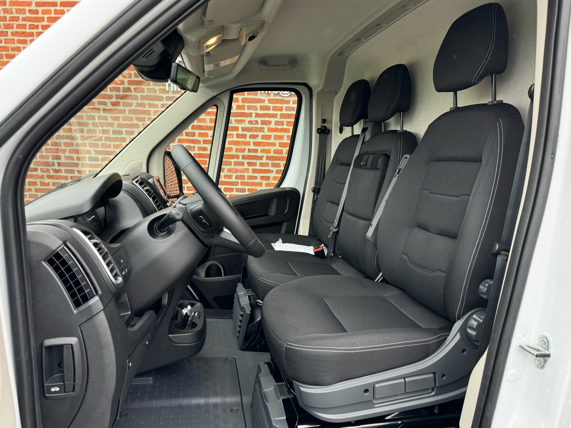 Opel Movano 2,2 35 L2H2 BlueHDi Enjoy+ EAT8 140HK Van 8g Aut.