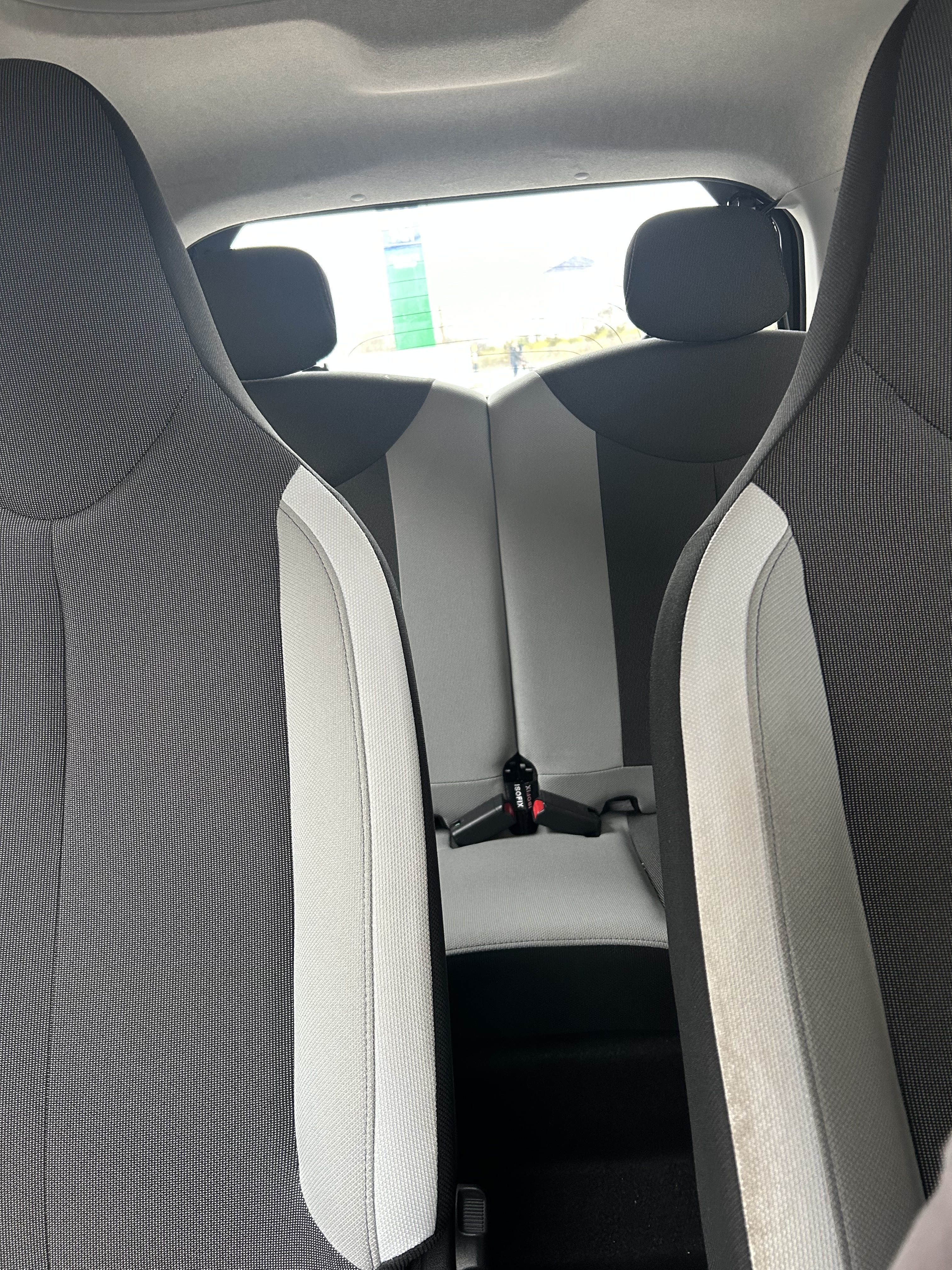 Grå Toyota Aygo fra 2017