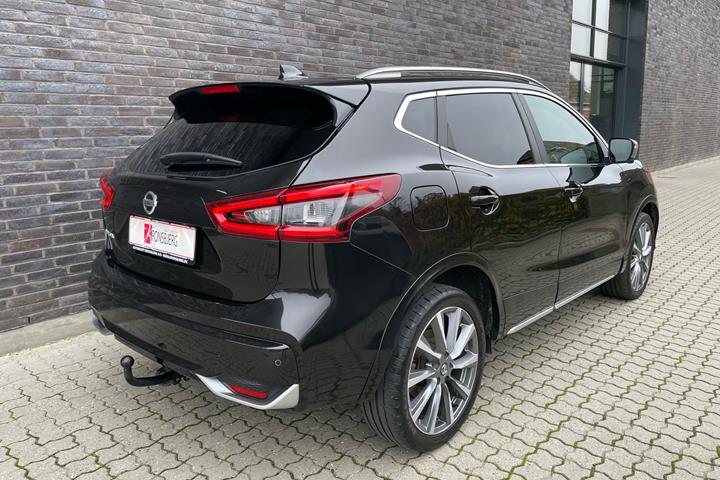 Sort Nissan Qashqai fra 2019