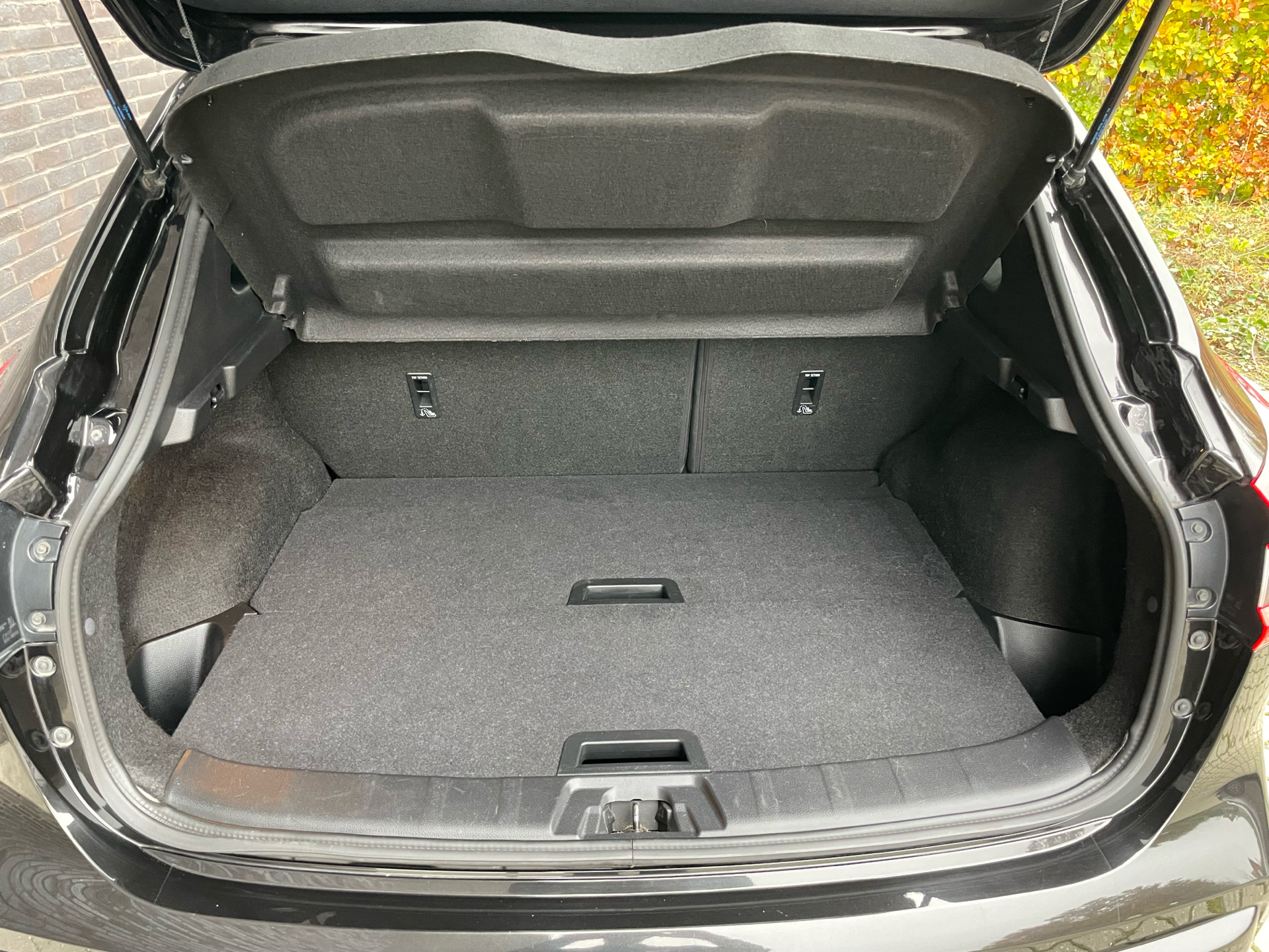 Sort Nissan Qashqai fra 2019