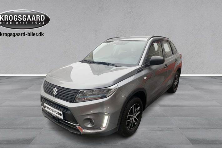 Grå Suzuki Vitara fra 2020 set udefra