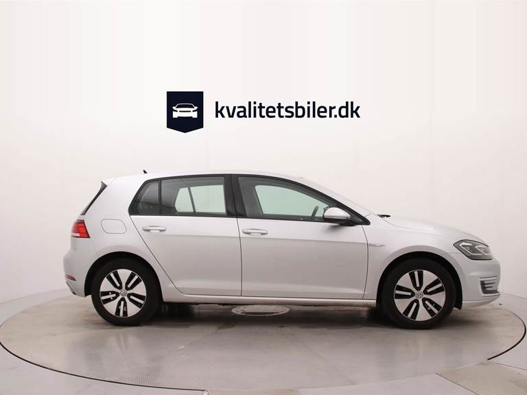 VW Golf EL 136HK 5d Aut.