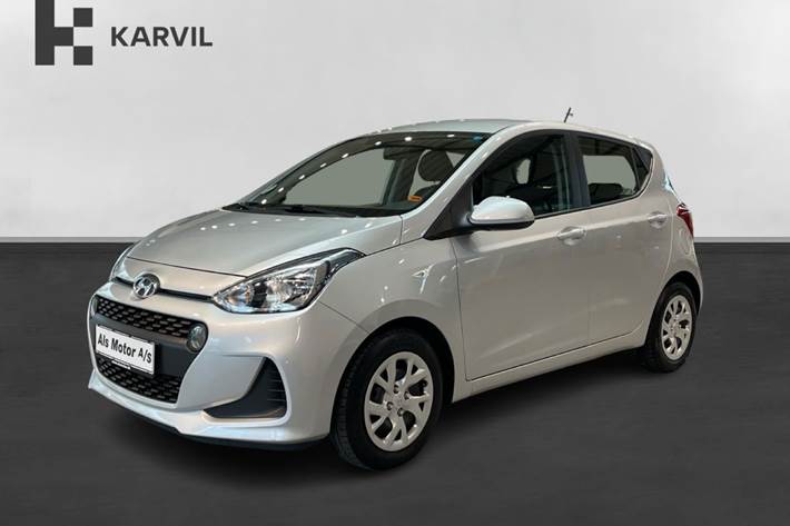Sølv Hyundai i10 fra 2020 set udefra