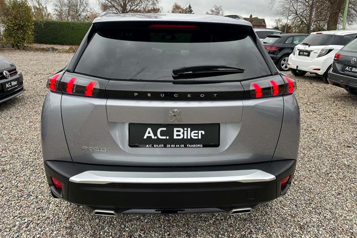 undefined Peugeot 2008 fra 2021